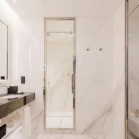 Chiado & Hotel 5*
