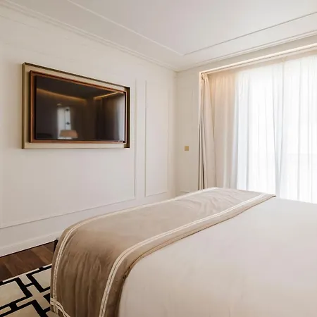 Chiado & Hotel