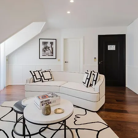 Hotel Chiado &
