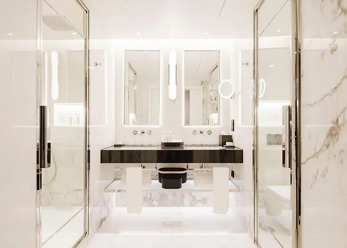 Chiado & מלון ליסבון