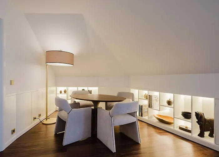 מלון Chiado & 5*