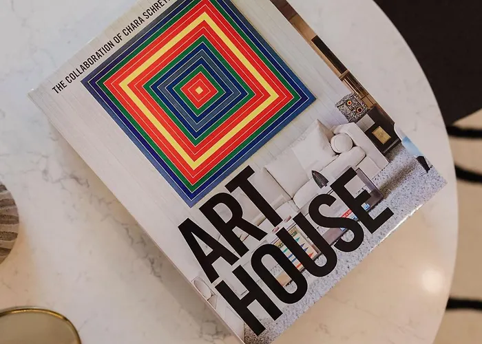 מלון Chiado & 5*