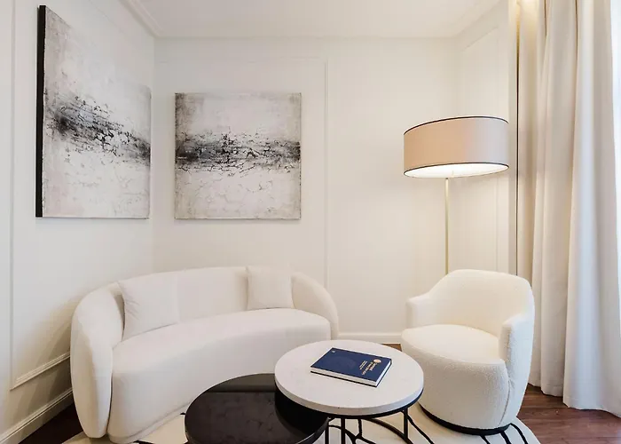 מלון Chiado & 5*