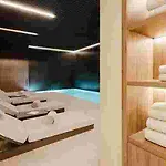 فندق Chiado & 5*