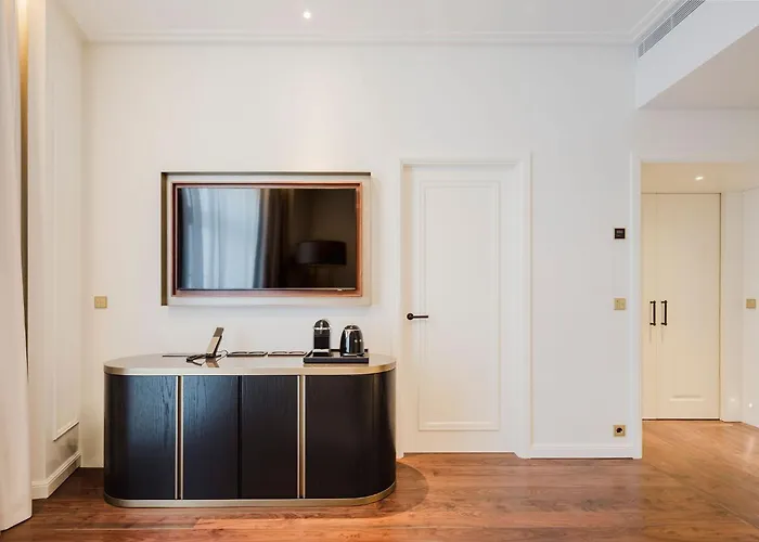 Hotel Chiado &